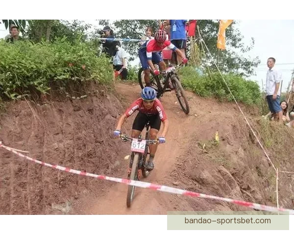 半岛体育下载：畅享全球赛事直播与精彩回放，体验极致体育盛宴