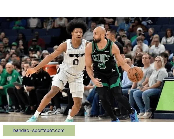 绿军逆转灰熊上演10分绝杀布朗砍三双塔图姆助攻显威