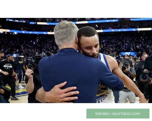 科尔表示库里恢复健康后必将出战 桑托斯信任自信心十足