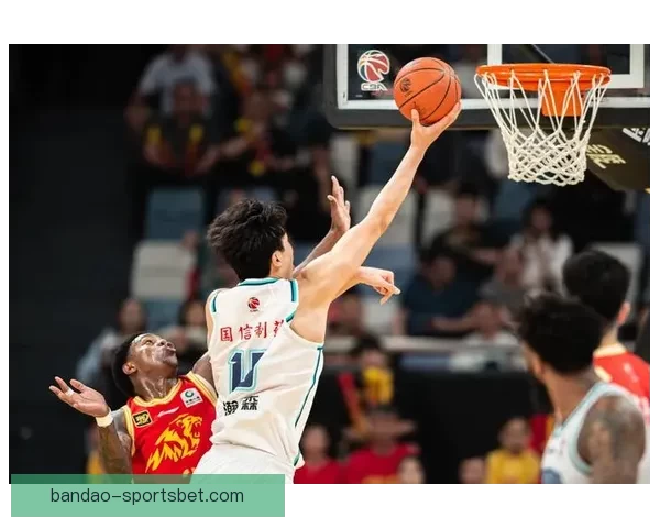 开拓者三年重选内线美媒推荐二米六大前锋争夺上场机会